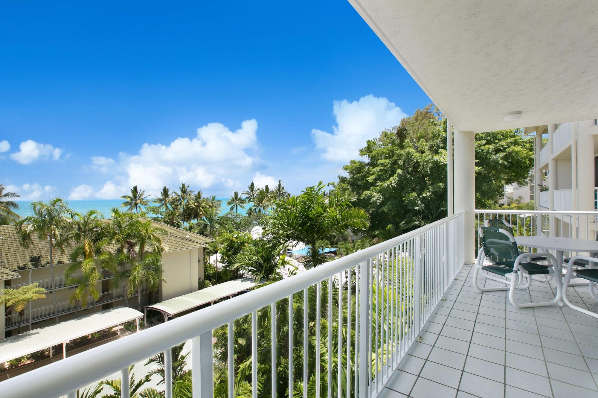 On The Beach Apartments Тринити Бич Экстерьер фото