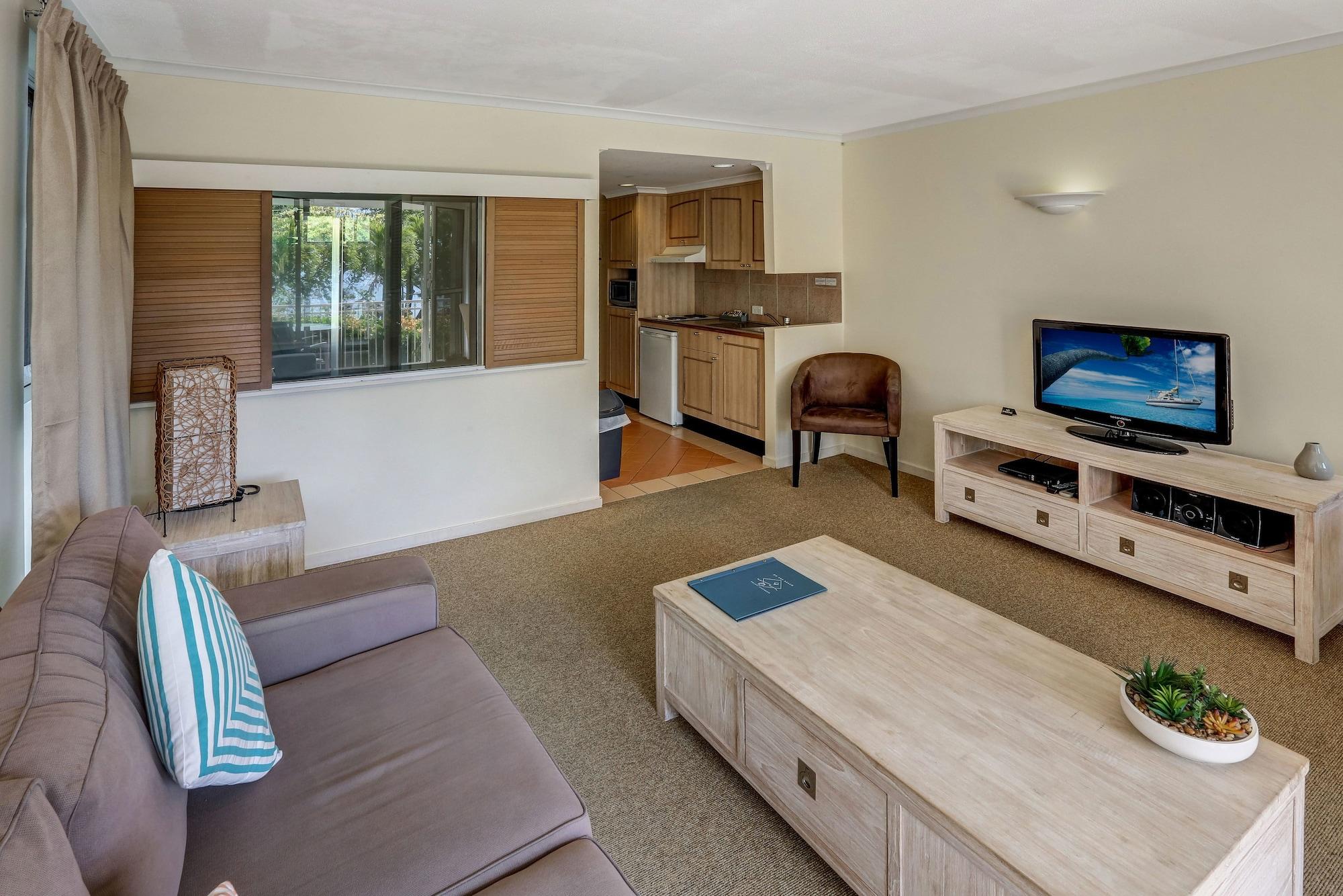 On The Beach Apartments Тринити Бич Экстерьер фото