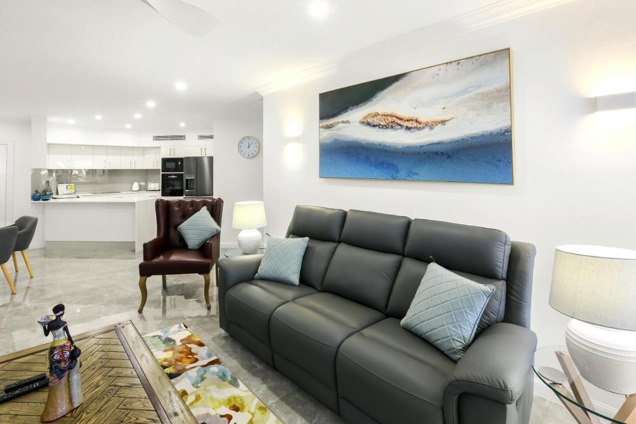On The Beach Apartments Тринити Бич Экстерьер фото