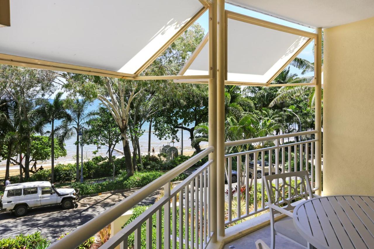 On The Beach Apartments Тринити Бич Экстерьер фото